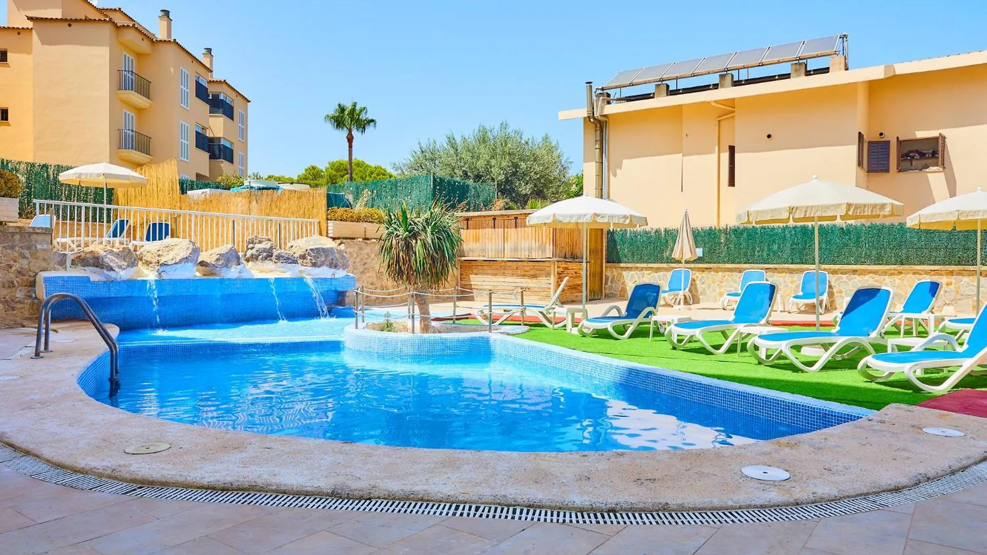 Sol Y Mar Apartments Cala Bona