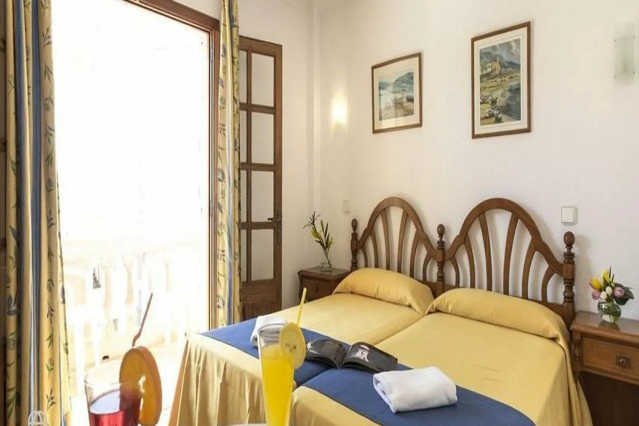 Sol Y Mar Apartments Cala Bona